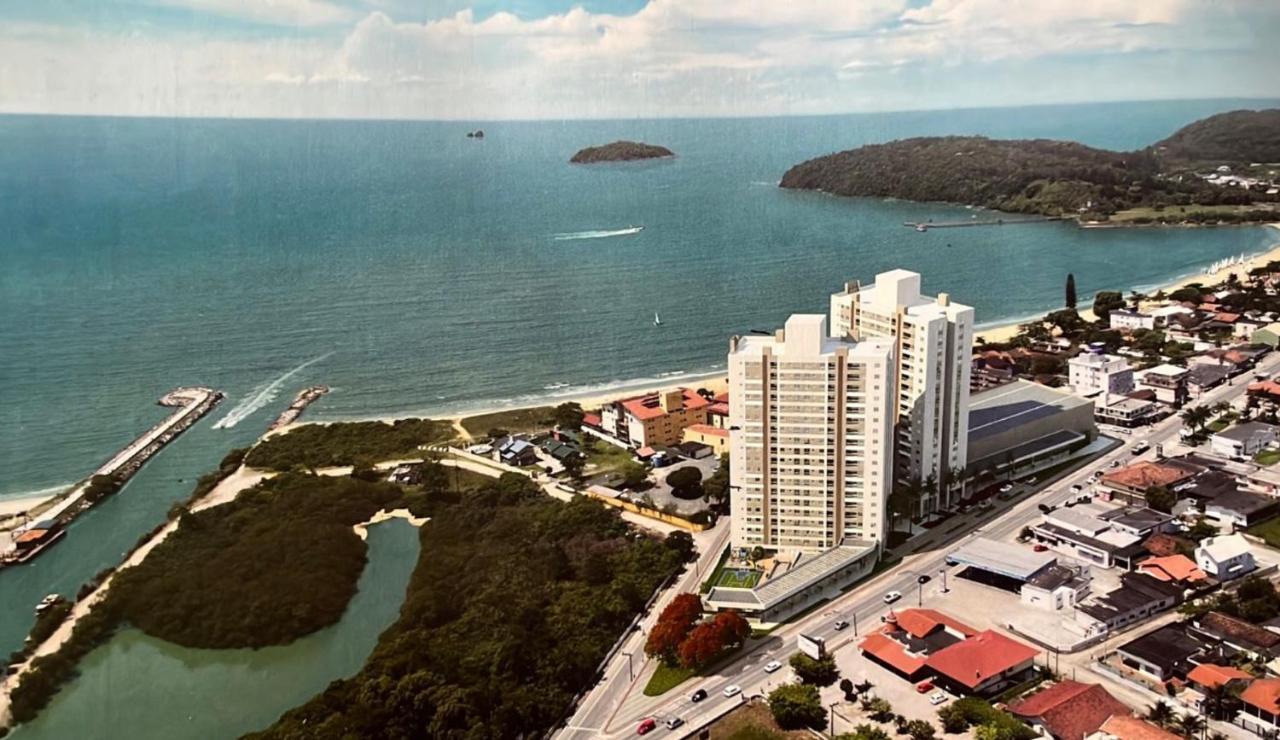 Apartamento Novo Frente Mar Com Piscina Em Home Club 페냐 외부 사진